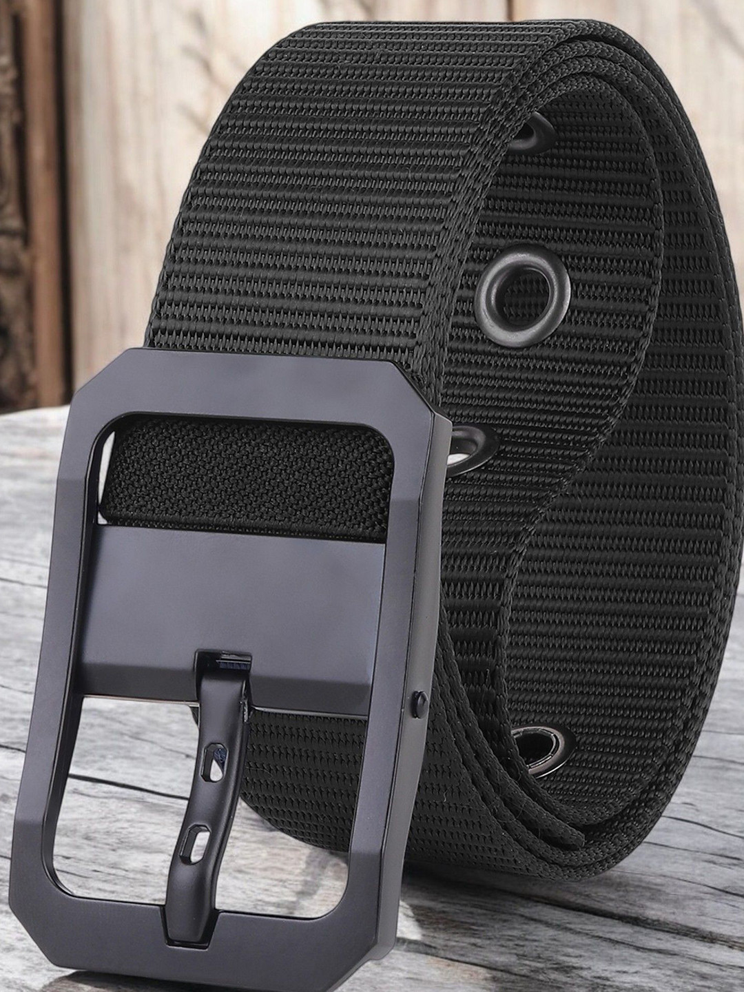 glitchez Men Belt with a tang closure