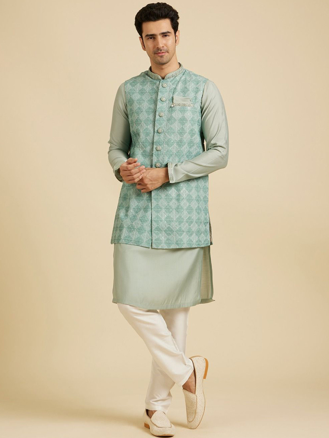 Manyavar Green & White Solid Kurta and Pyjamas with Jacket