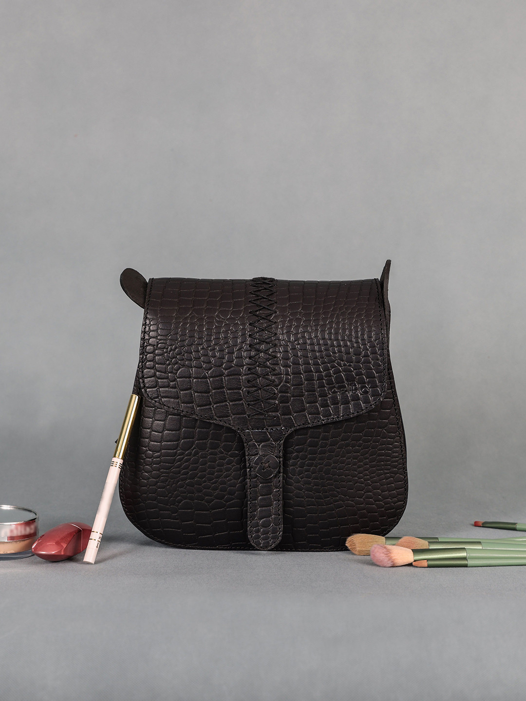 Celtic Black Leather Structured Sling Bag Minimalist Design with Inner Pocket