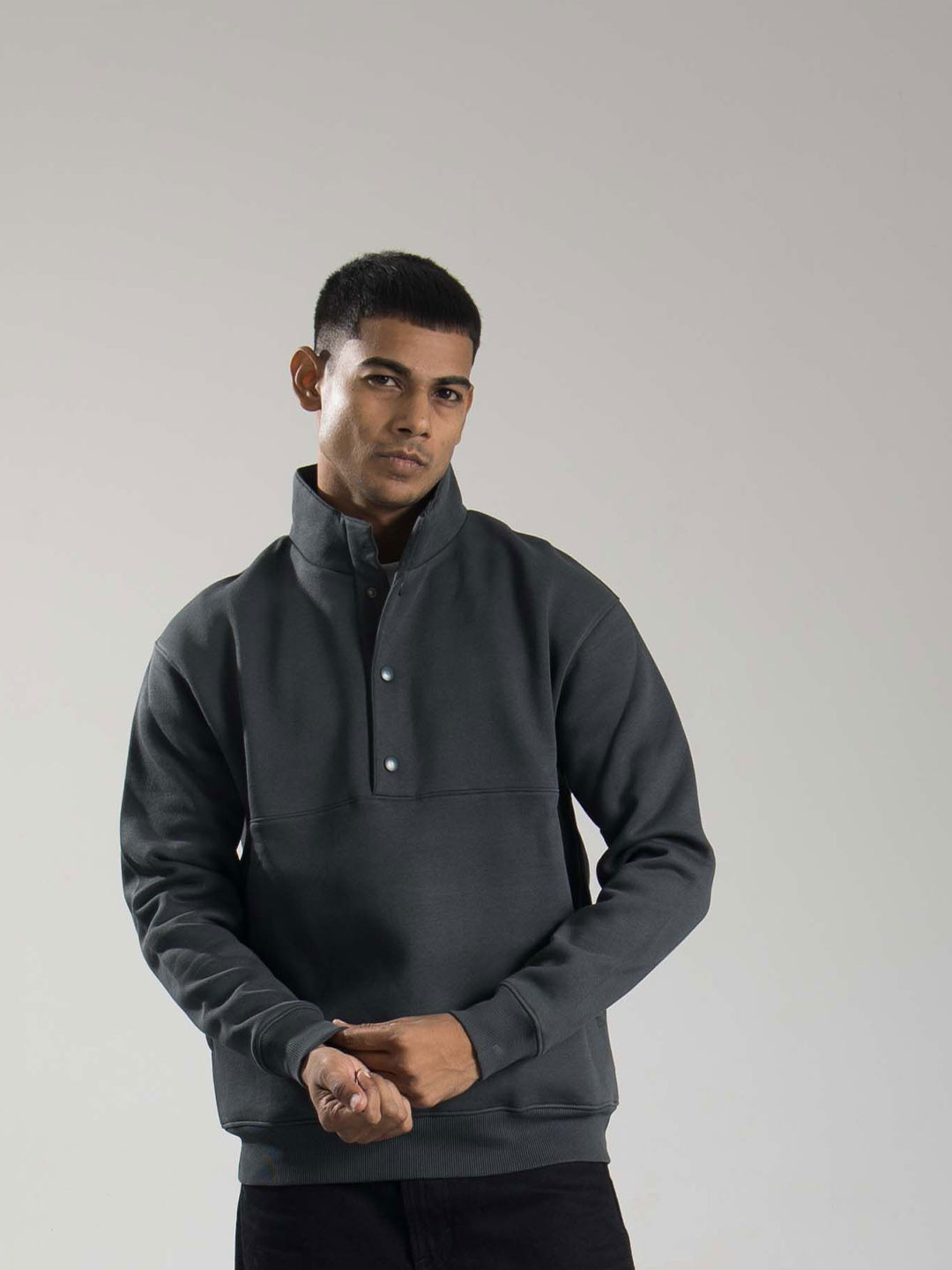 ONEWAY Men Comfort and Classic Fit Sweatshirt