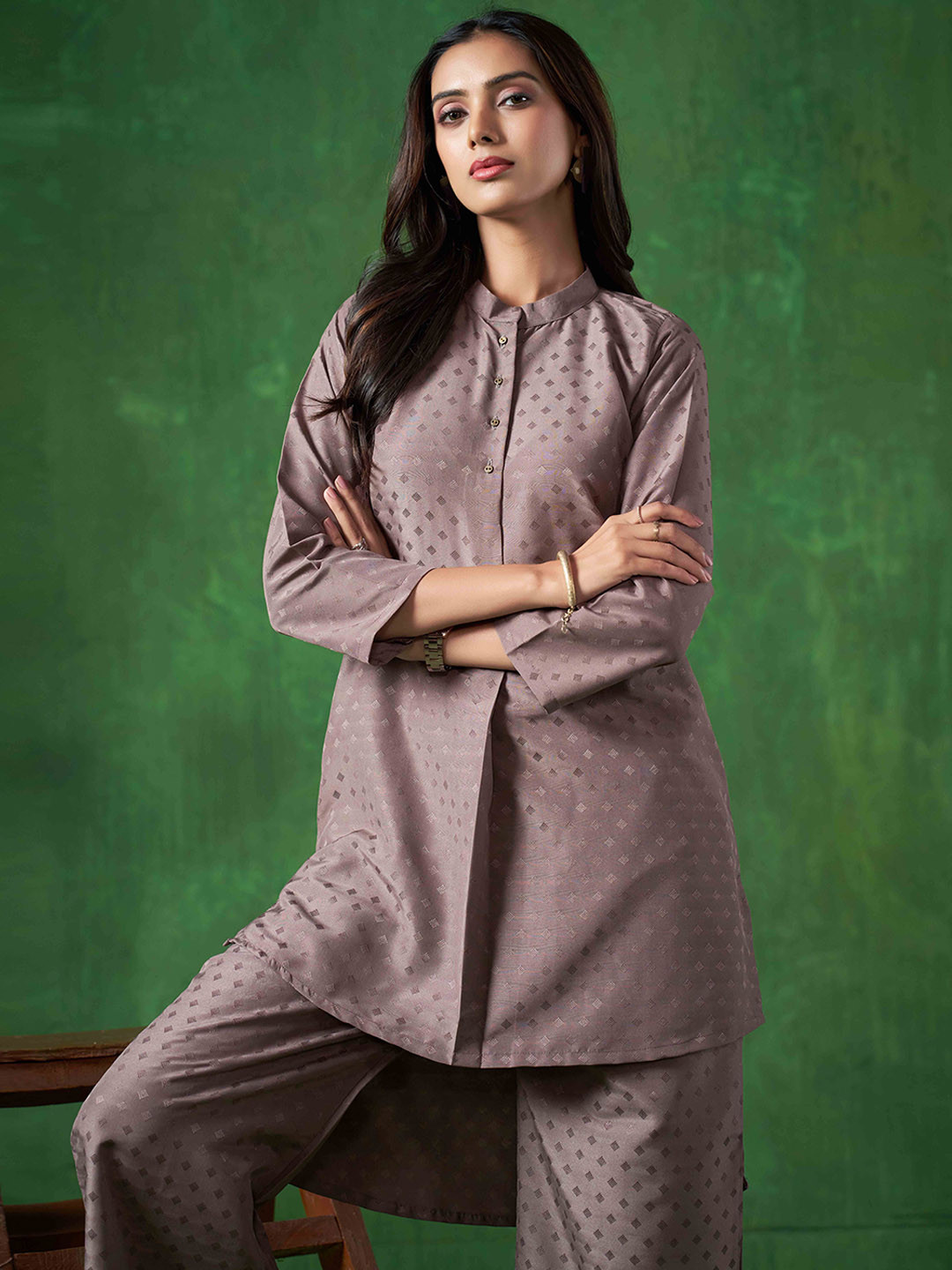 Sangria Woven-Designed Kurta Set