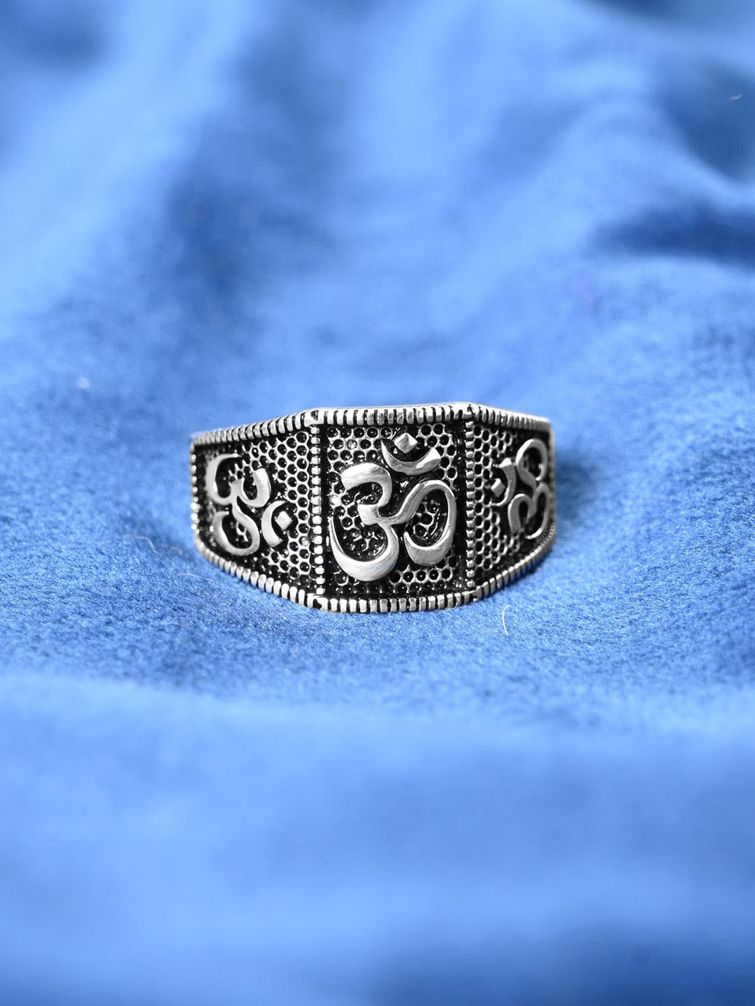 Clara Men 925 Sterling Silver OM Design Oxidised Finger Ring