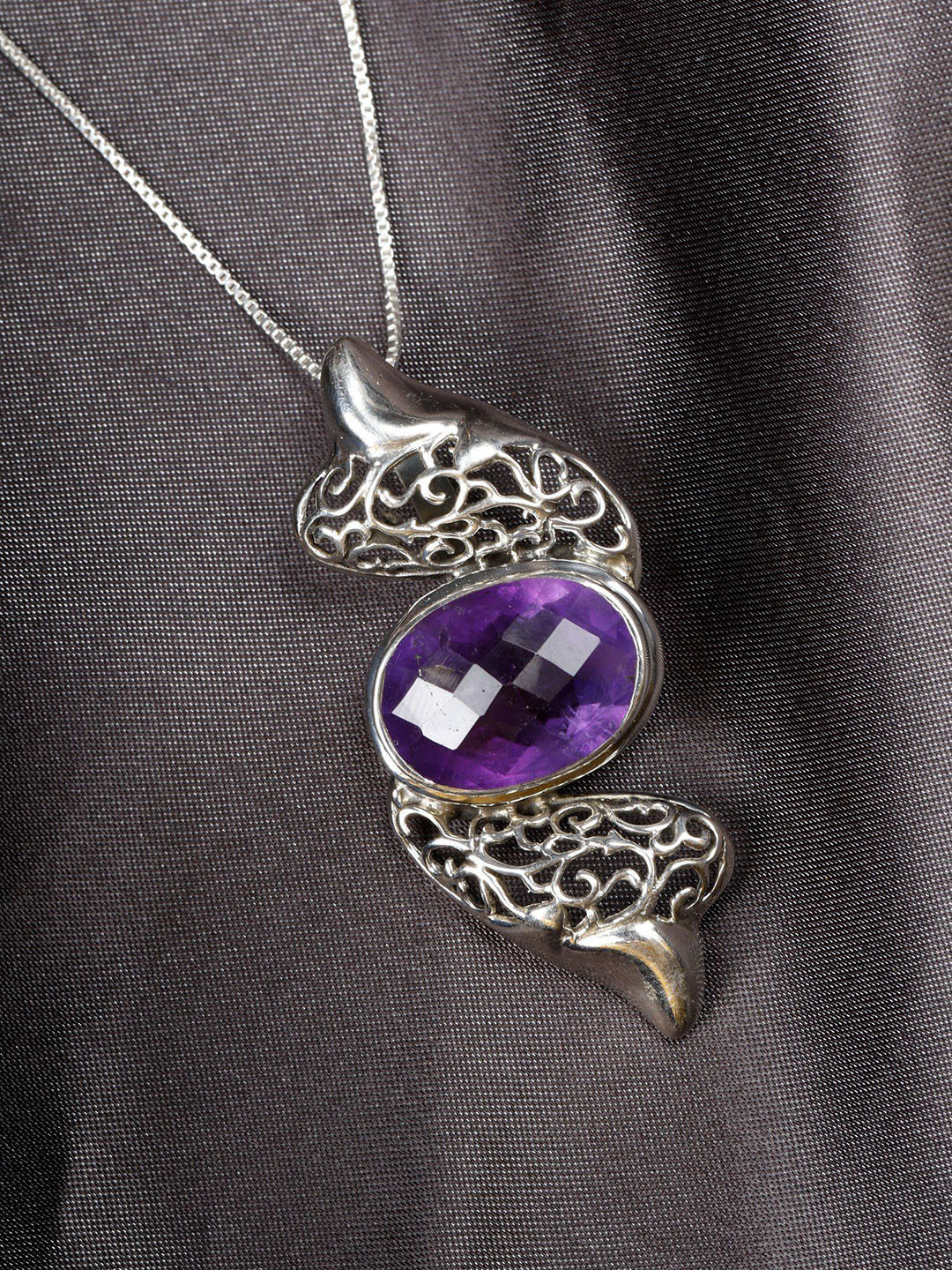 Exotic India Faceted Oval Shape Amethyst Gemstone Sterling Silver Designer Pendant