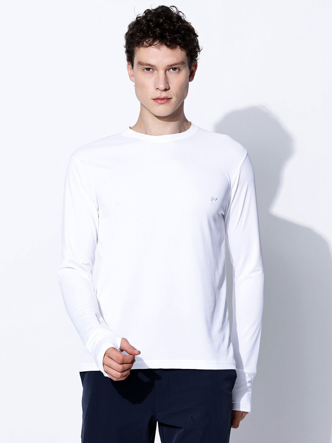 BLUE TYGA Men Sunscreen with UPF 50+ Anti Odour Solid Round Neck T-shirt