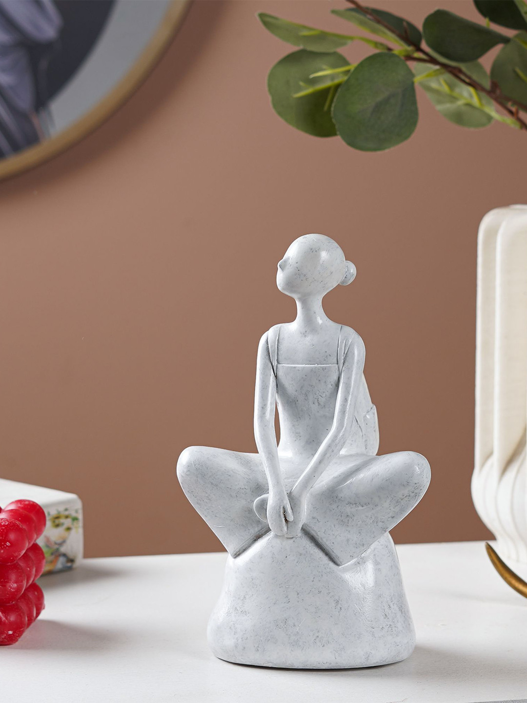 THE ARTMENT Sitting Girl White Polyresin Glossy Living Room Small Showpiece - 7.9 Inches