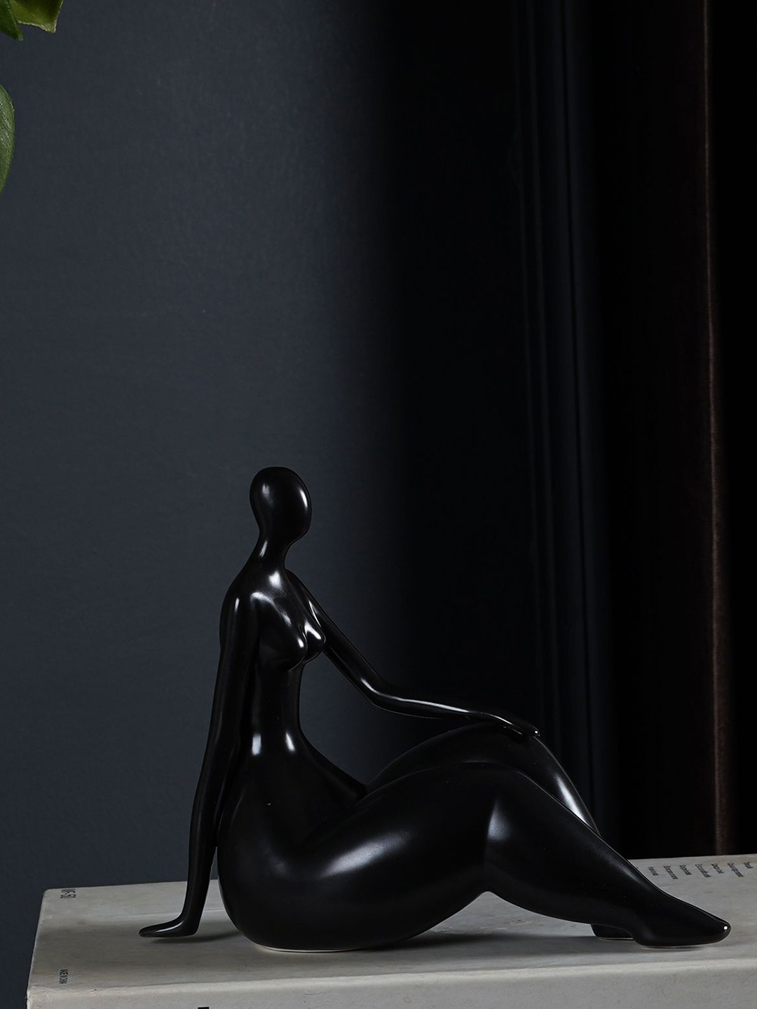 THE ARTMENT Human Lady Sitting Pose Black Polyresin Natural Living Room Small Showpiece - 5.1 Inches