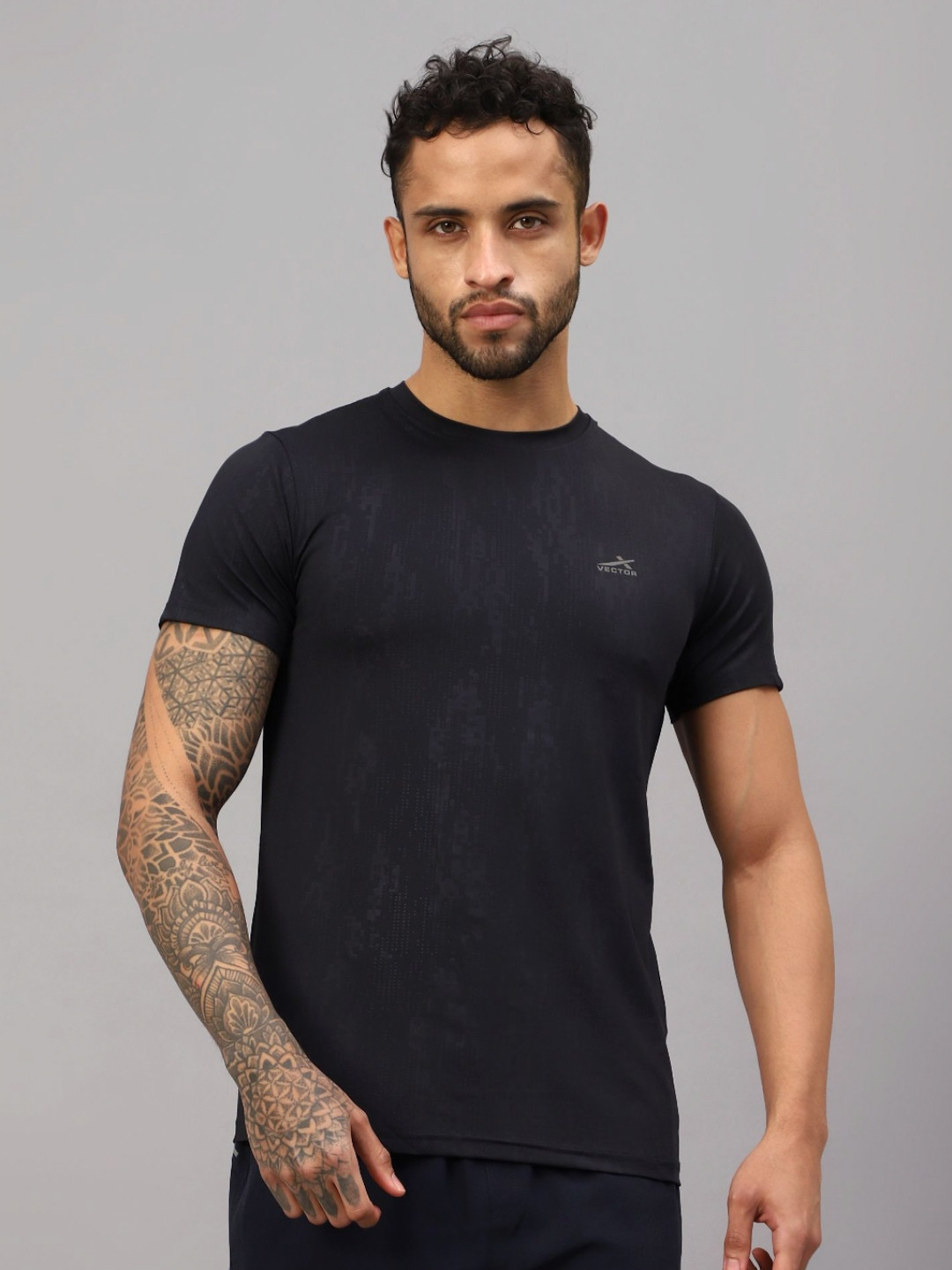 VECTOR X Men Solid Round Neck T-shirt