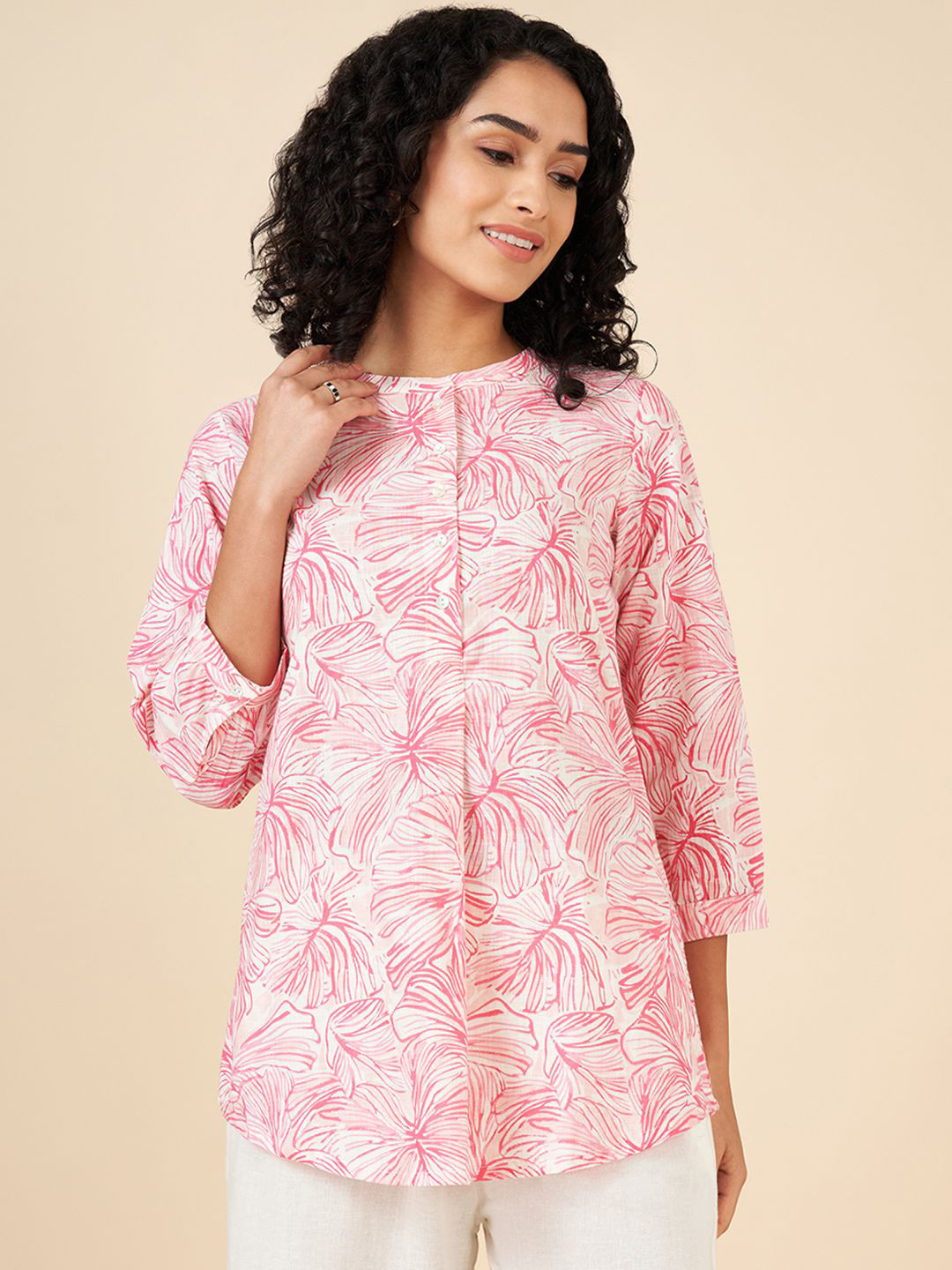 AKKRITI BY PANTALOONS Mandarin Collar Printed Tunic