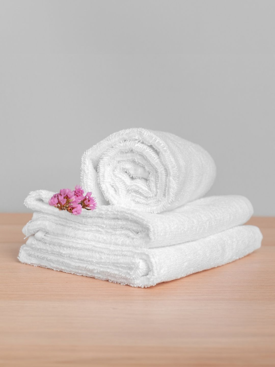 KINGDOM OF WHITE White 2 Pieces Pure Cotton 550 GSM Bath Towels