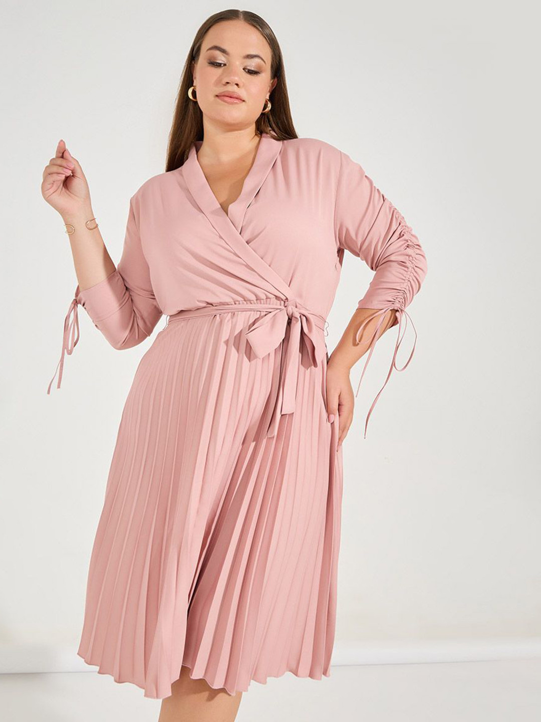 Styli Women Plus Size Lapel Collar Wrap Tie Up Pleated A-Line Midi Dress