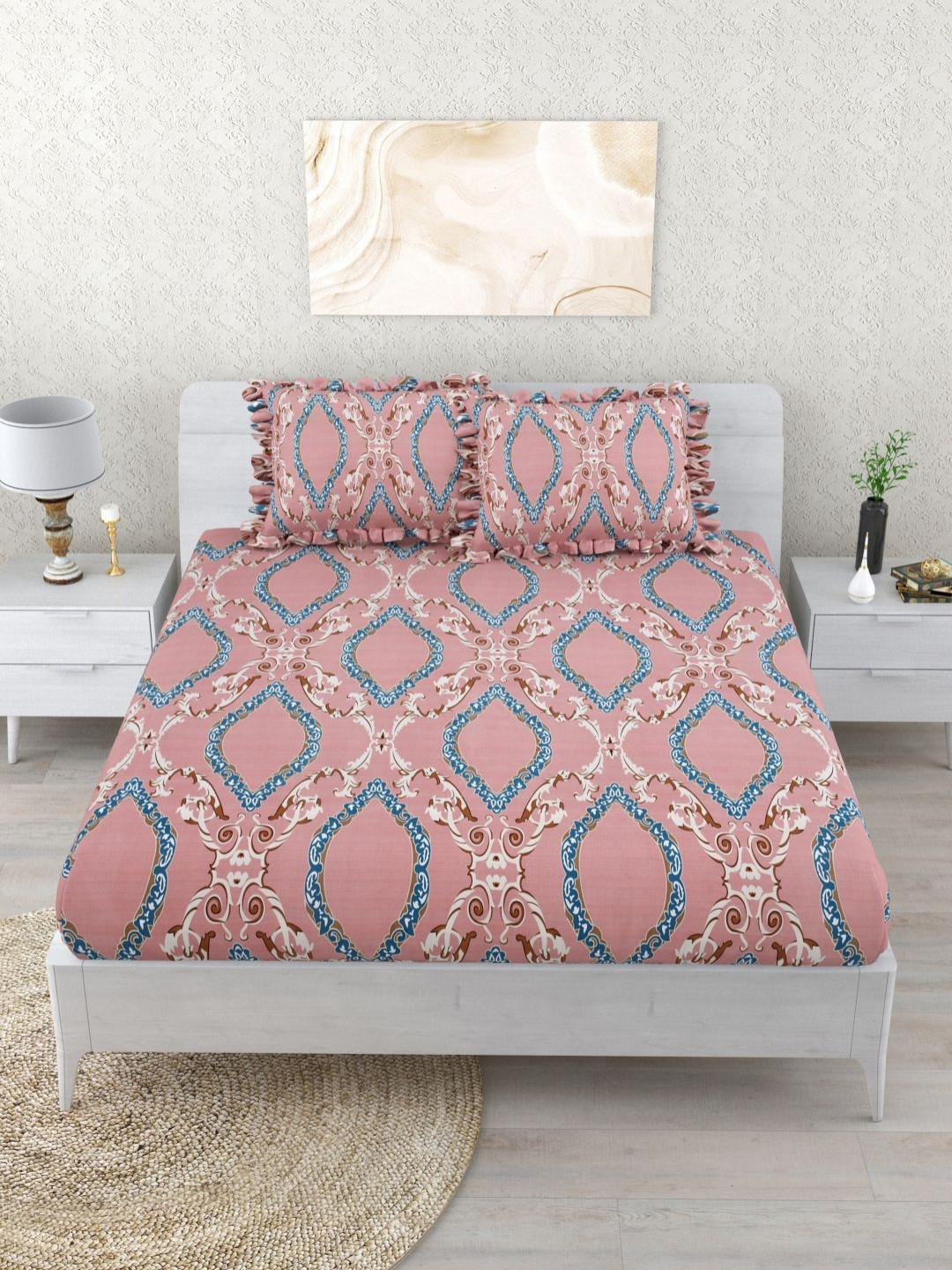 DREAM WEAVERZ Peach 260 TC King Bedsheet With 2 Pillow Covers - 2.35 m x 2.55 m