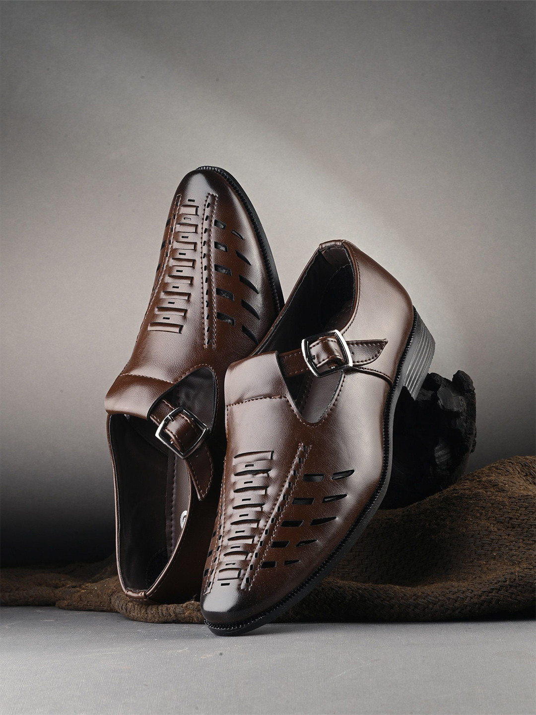 port Men Shoe-Style Roman Sandals