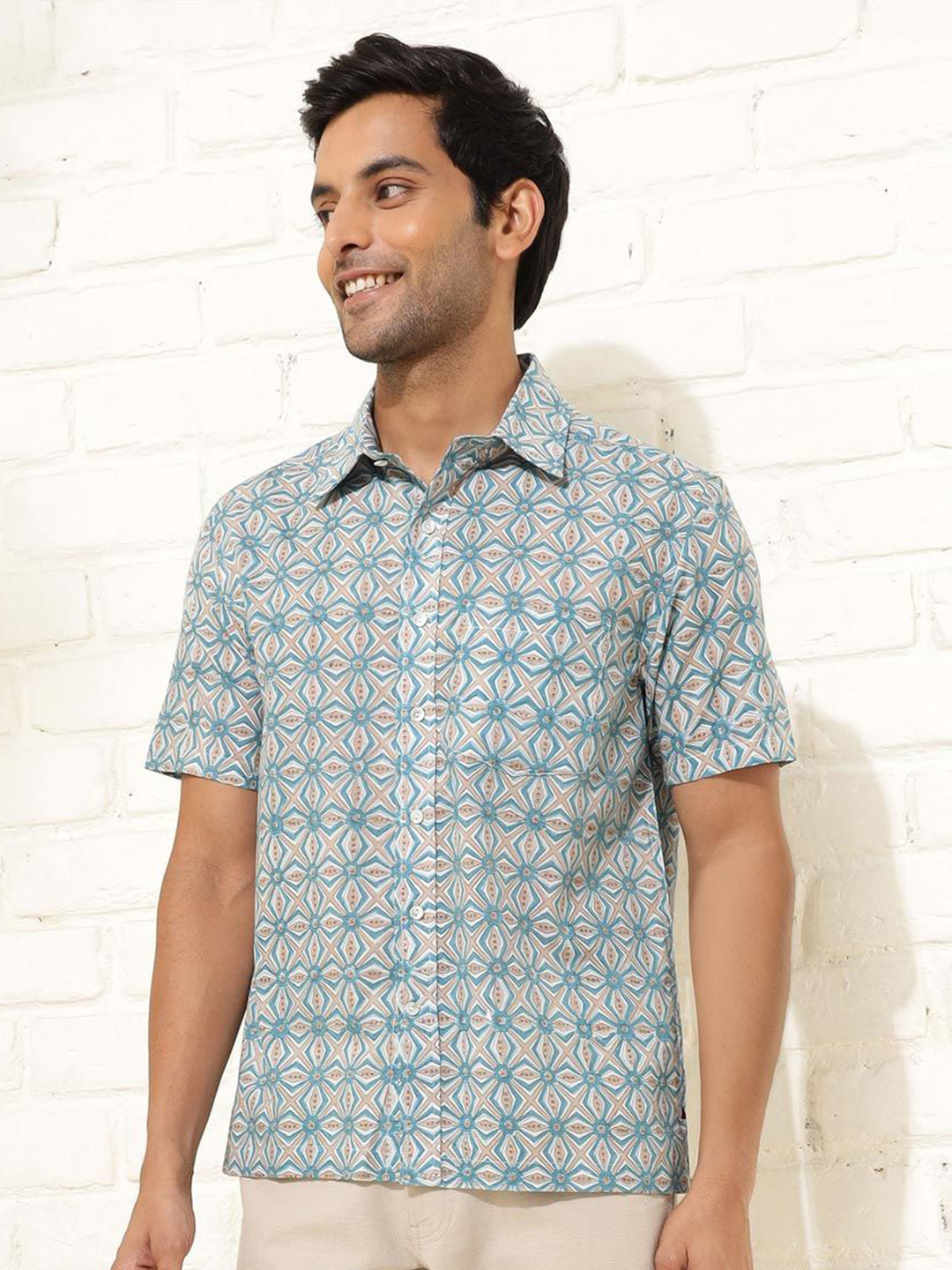 Fabindia Men Blue Spread Collar Short Sleeves Shirt