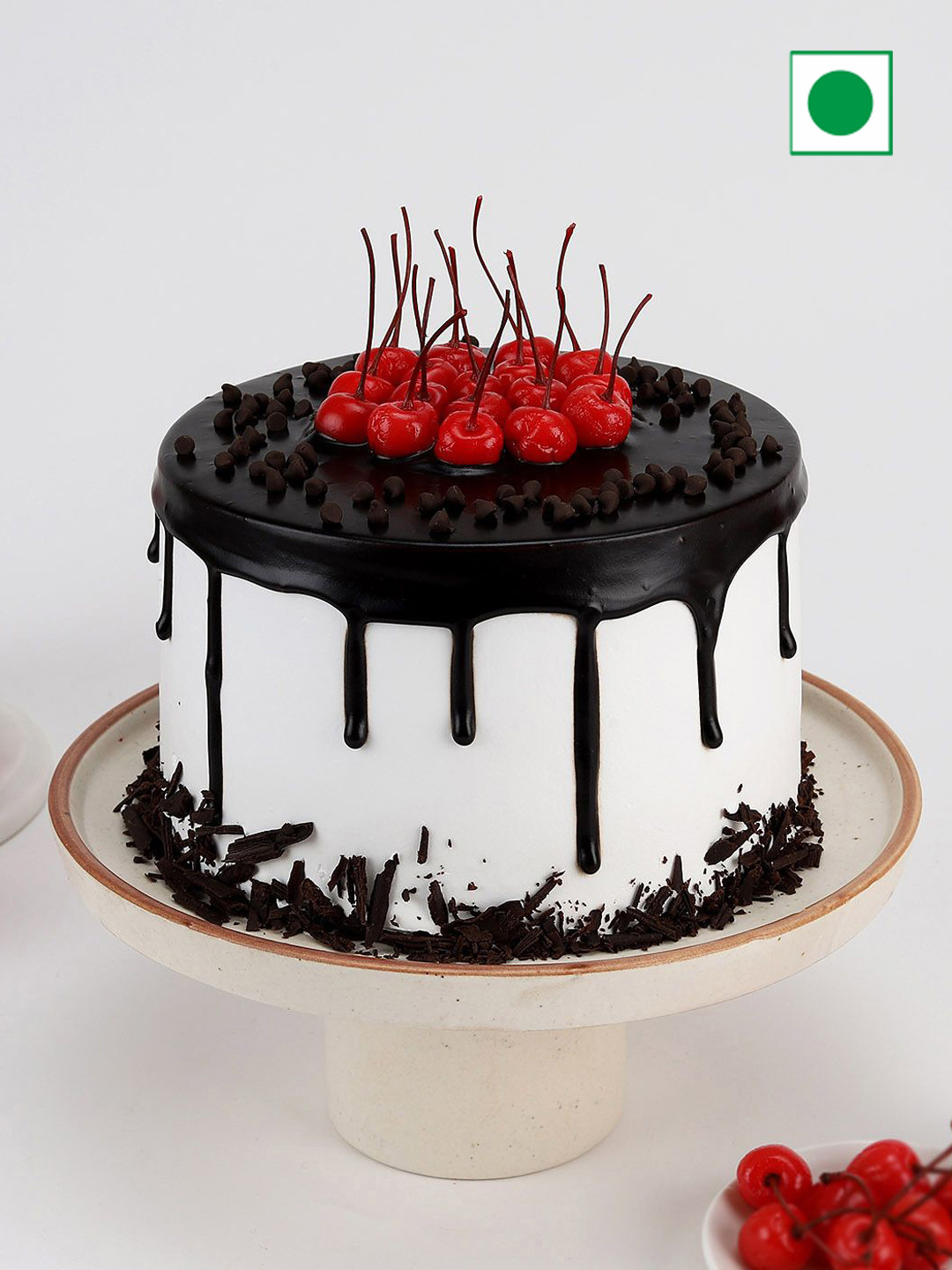 IGP Black Forest Flavour Eggless Round Cake- 600g