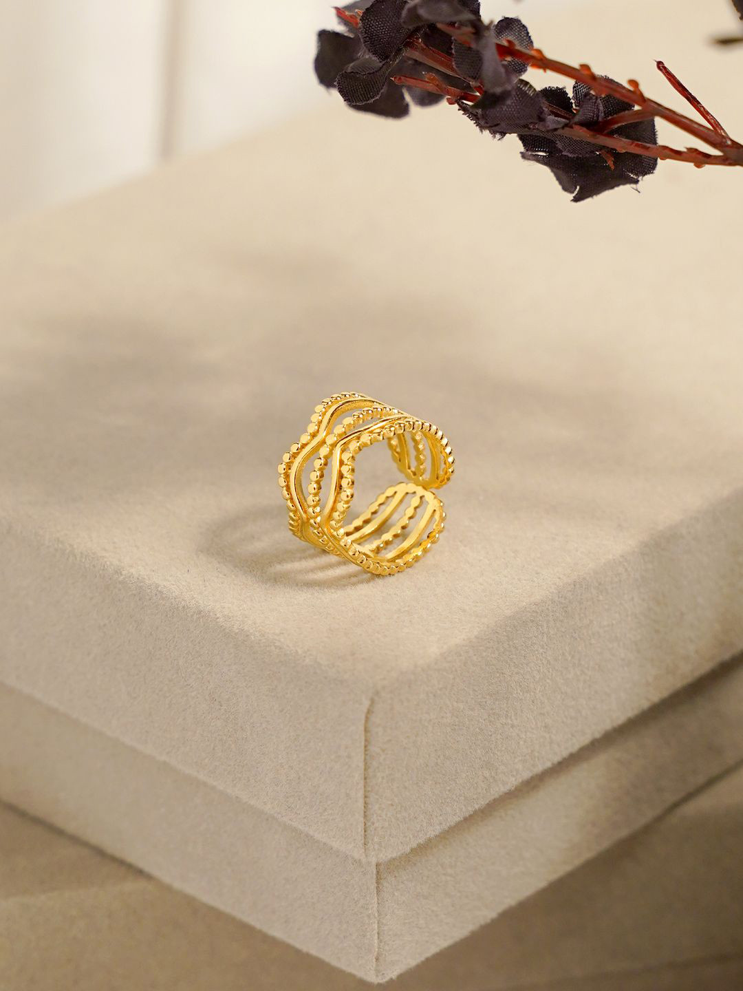 SWASHAA Milaan Stainless Steel 18K Gold-Plated Ring