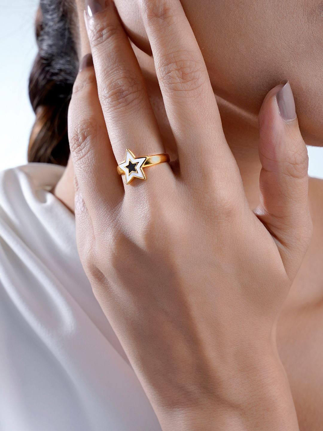 SWASHAA Telca18KT Gold-Plated Stainless Steel Star Shaped Ring