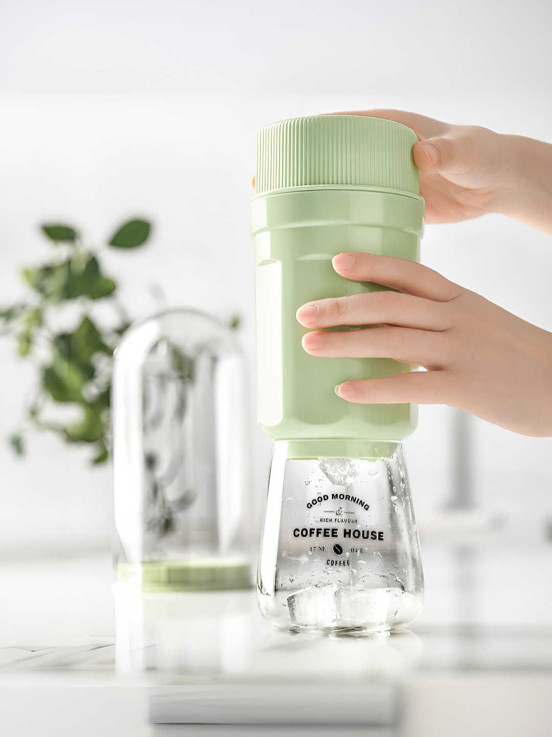 UMAI Green & White 3 Pieces Ice Cube Trays With Twisting Cup