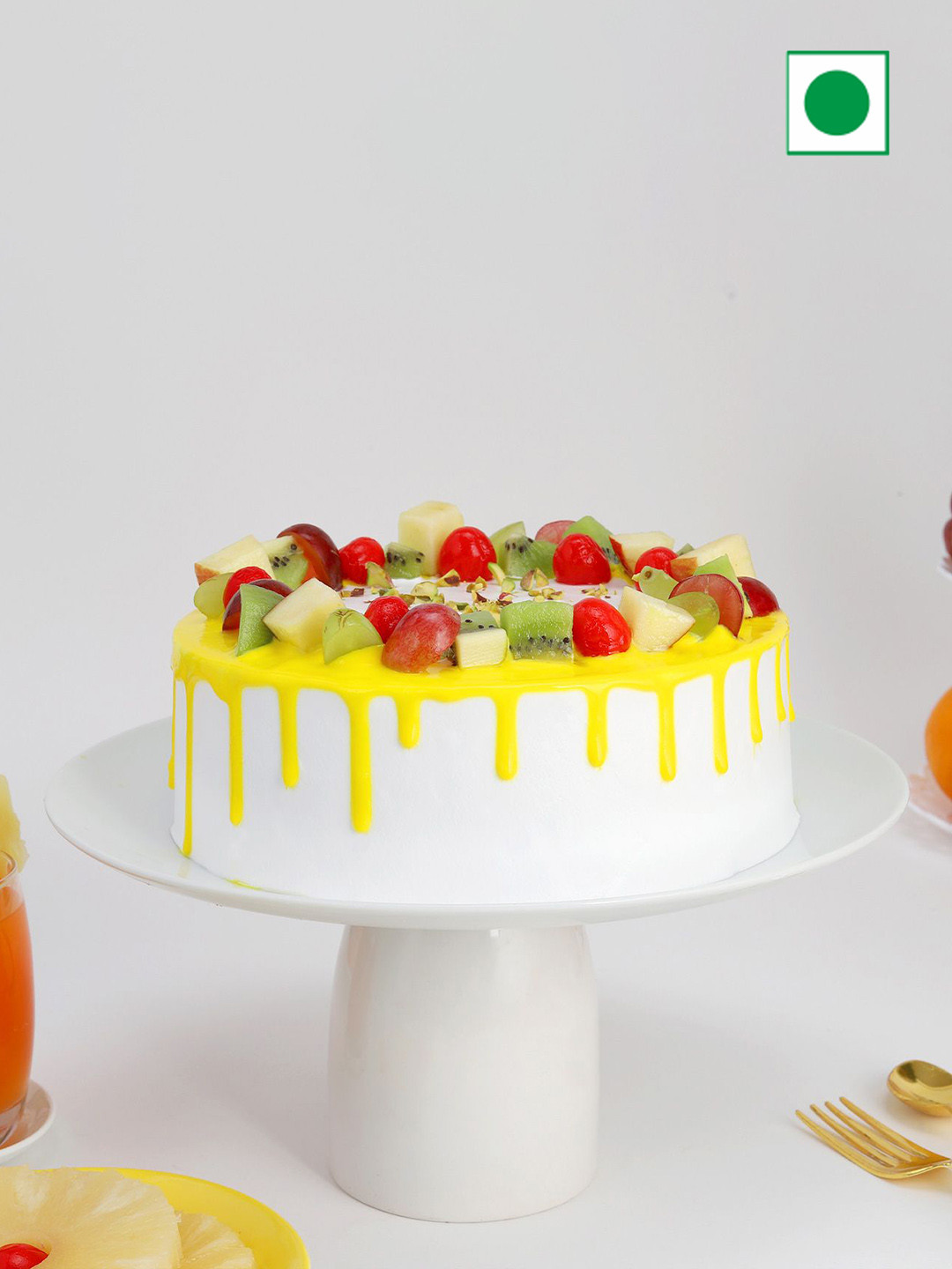 IGP Mixed Fruit Flavour Eggless Round Cake- 500Gm