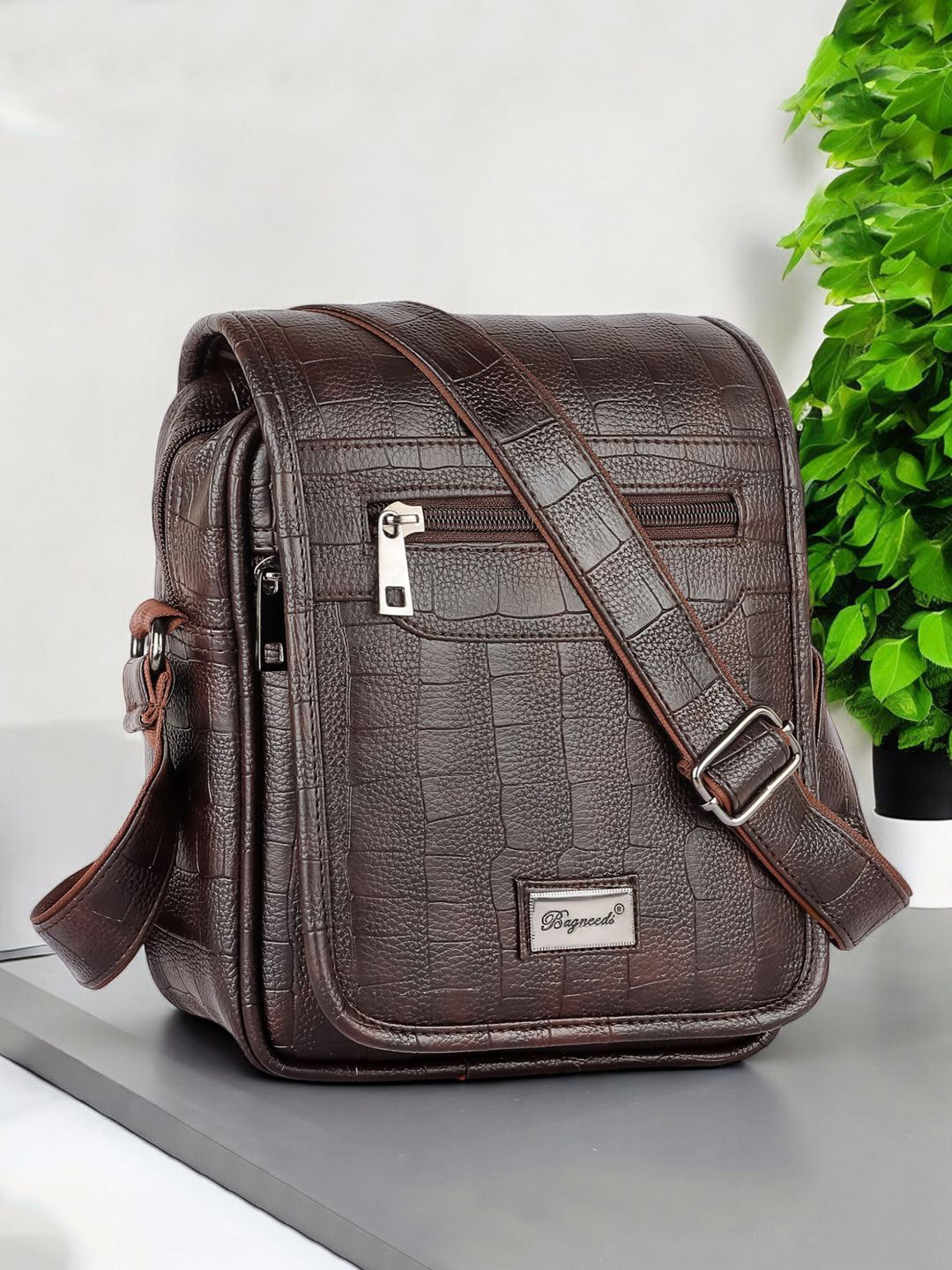 bagneeds Unisex Textured Messenger Bag