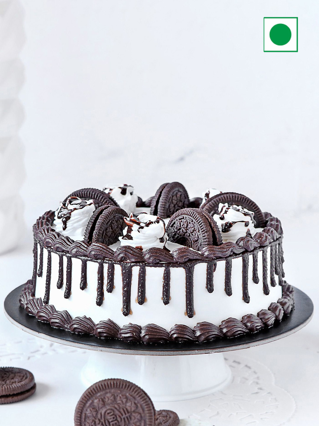 IGP Chocolate Oreo Drip Flavour Eggless Round Cake - 500 Gm