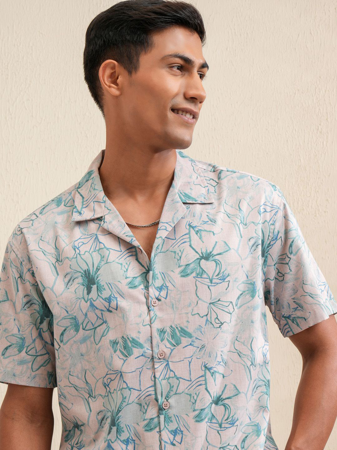 LOCOMOTIVE Premium Men Peach Melange Textured Printed Cuban Collar Relaxed Shirt