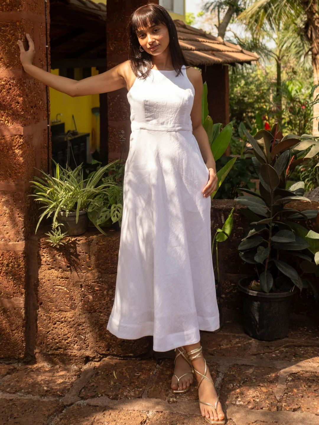 Creatures of Habit Women Linen Cutaway Maxi Dress