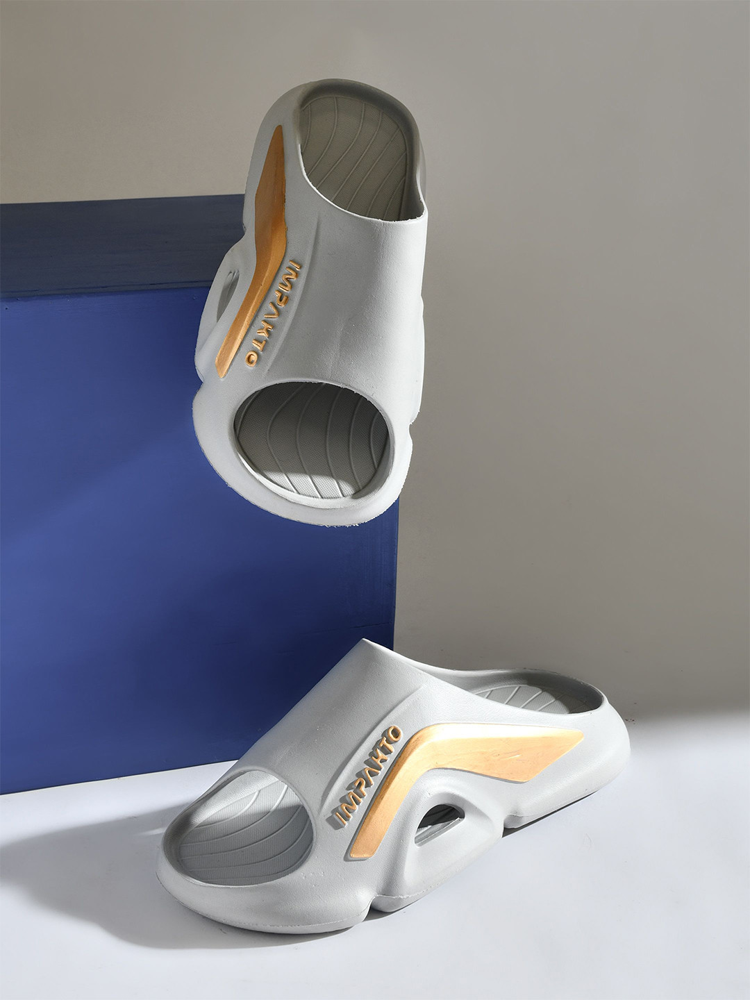 IMPAKTO Men Godzilla Classic Ultra Soft Sliders