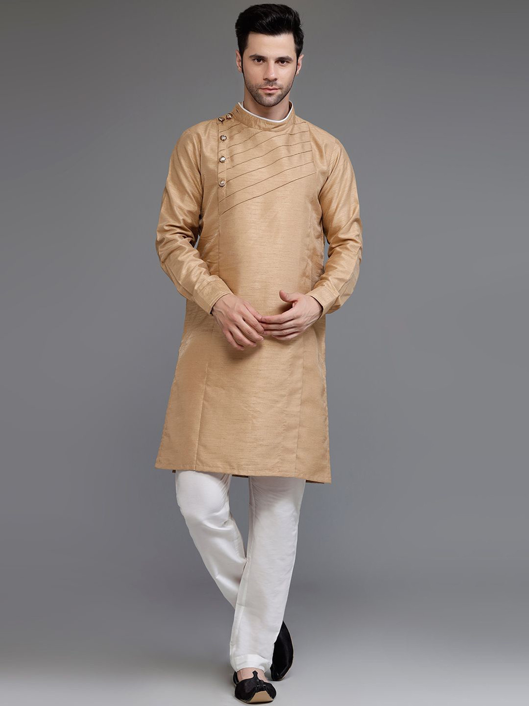 Utsav Fashion Men High Slit Kurta with Trousers