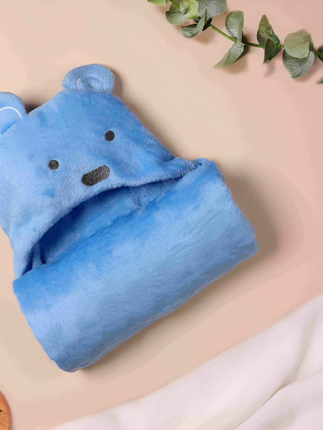 KICKS & CRAWL Blue 150 GSM Hooded Single Bed Blanket