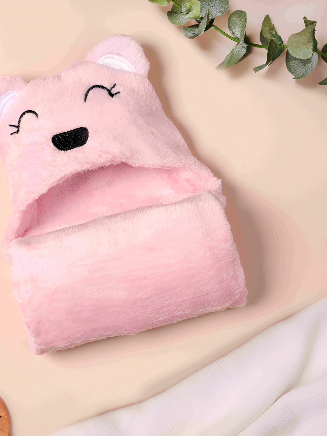 KICKS & CRAWL Pink 150 GSM Single Hooded Bed Blanket