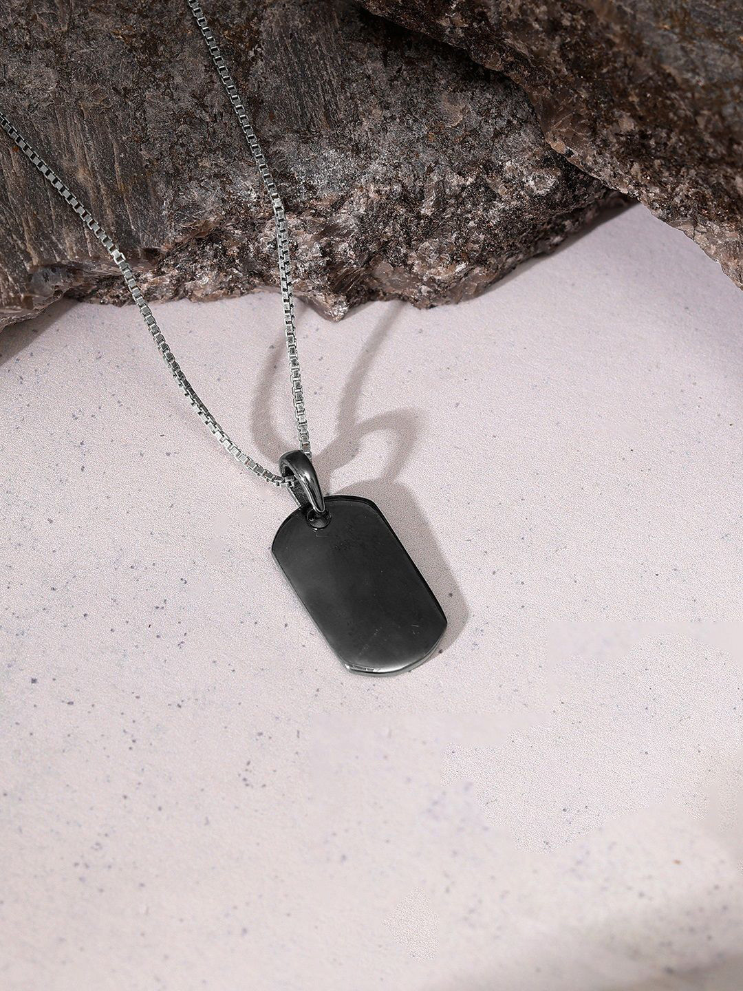 GIVA Men Rhodium-Plated925 Silver Contemporary Pendant With Chains