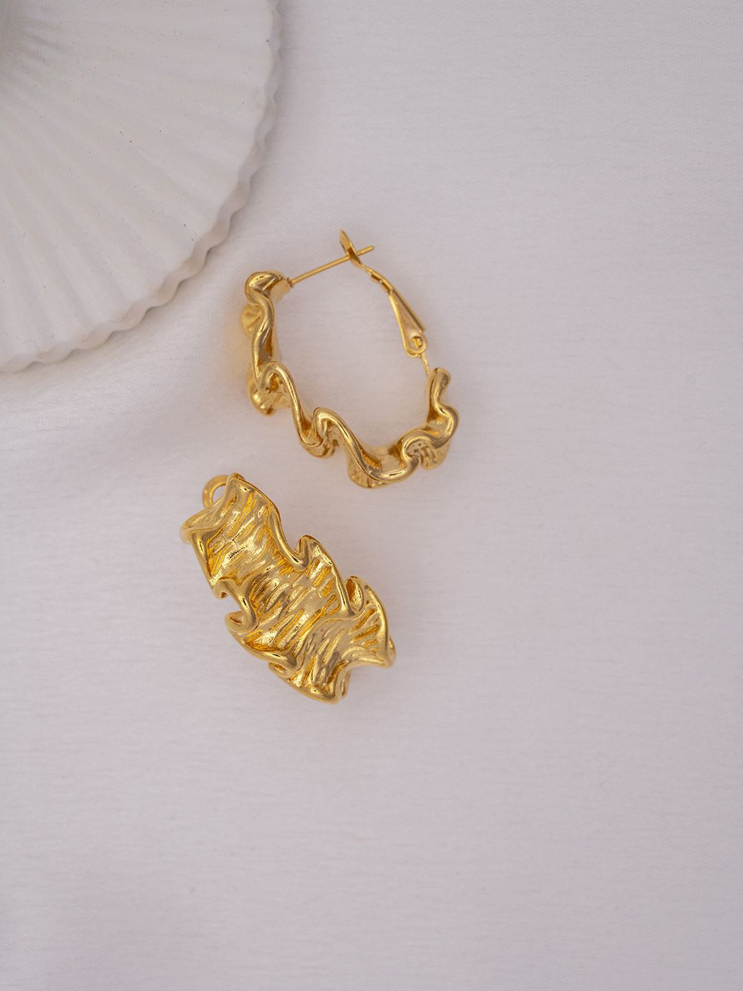 Perfectly Average Women 18K Gold Plated Geometric Textured Hoops