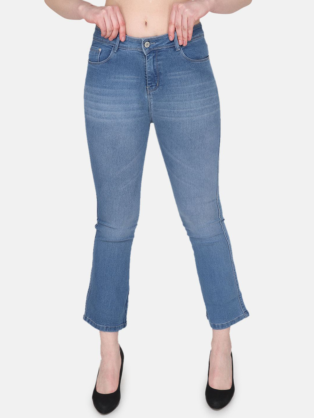 Albion By CnM Women Straight Fit Light Fade Stretchable Jeans