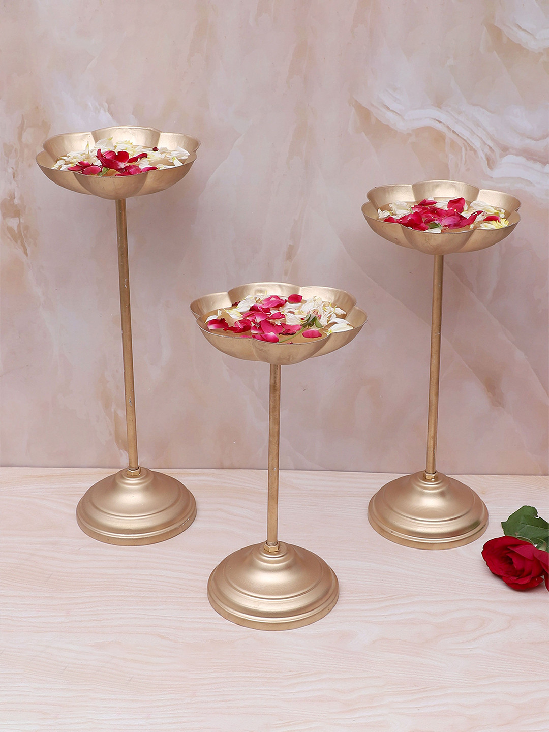 Two Moustaches Gold Toned 3 Pieces Textured Metal Decorative Bowls With Stand