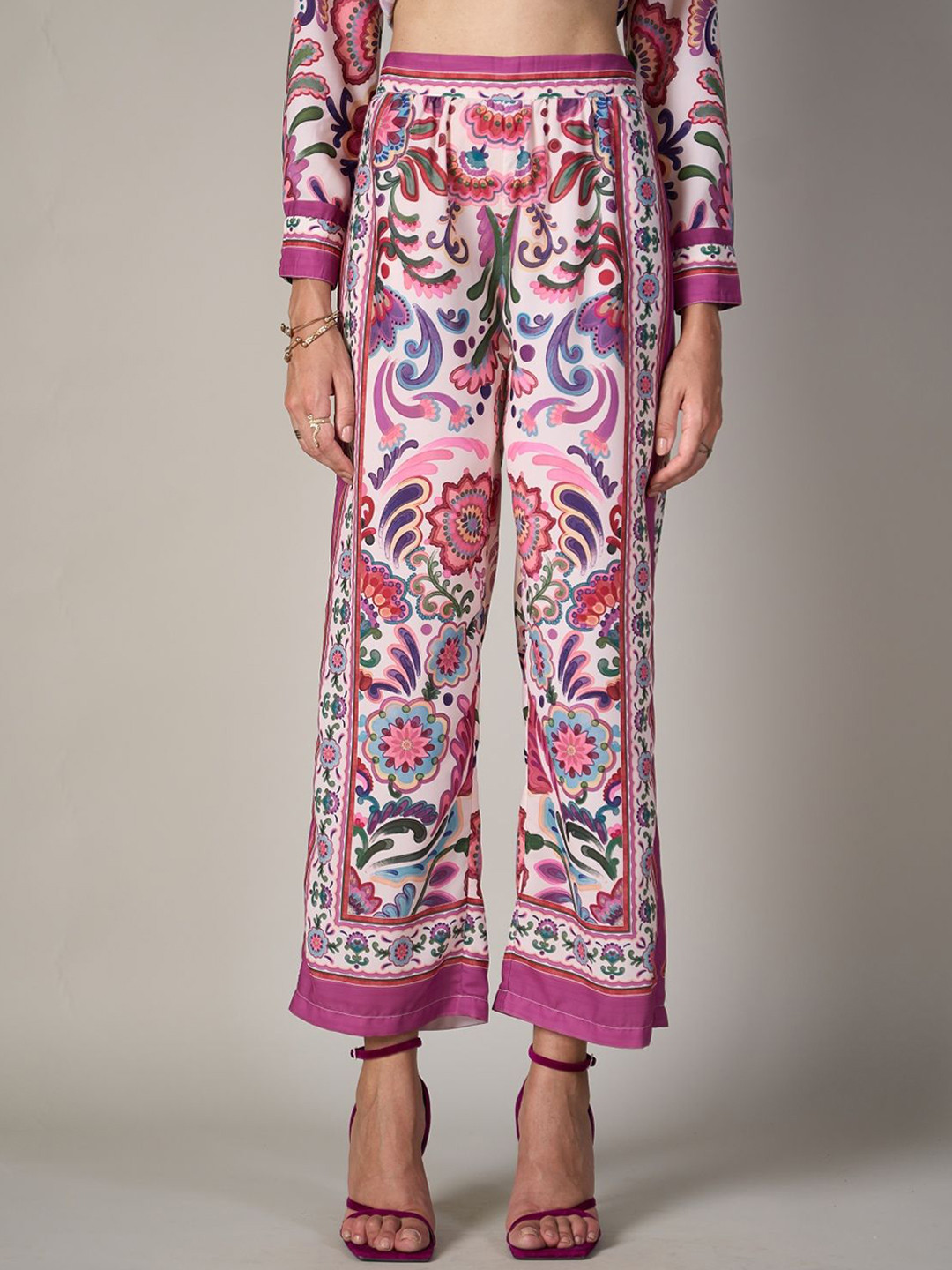 Style Island Printed Straight Fit High Rise Trousers