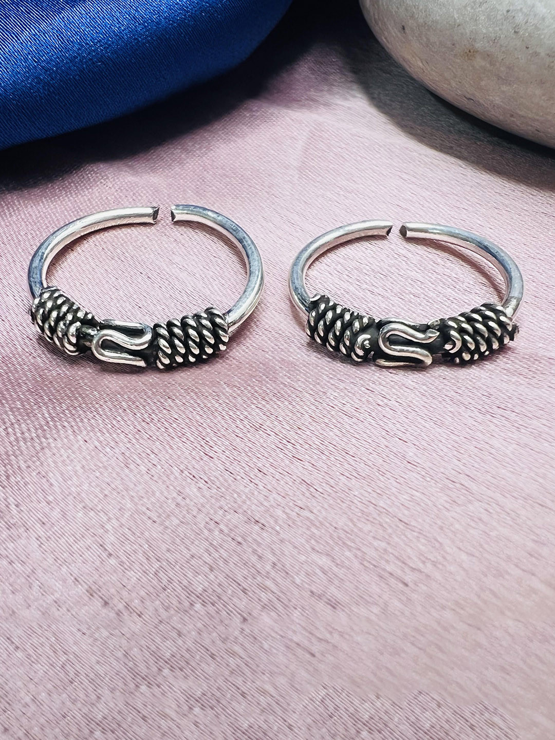 Arte Jewels 925 Sterling Silver Textured Toe Rings