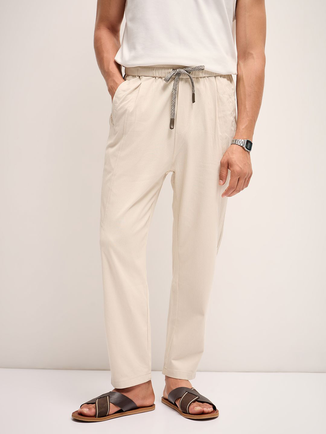 THE BEAR HOUSE Men Self Design Regular Fit Casual Pant