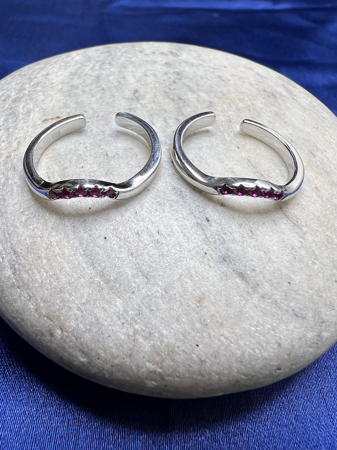 Arte Jewels 925 Sterling Silver Stone-Studded Toe Rings