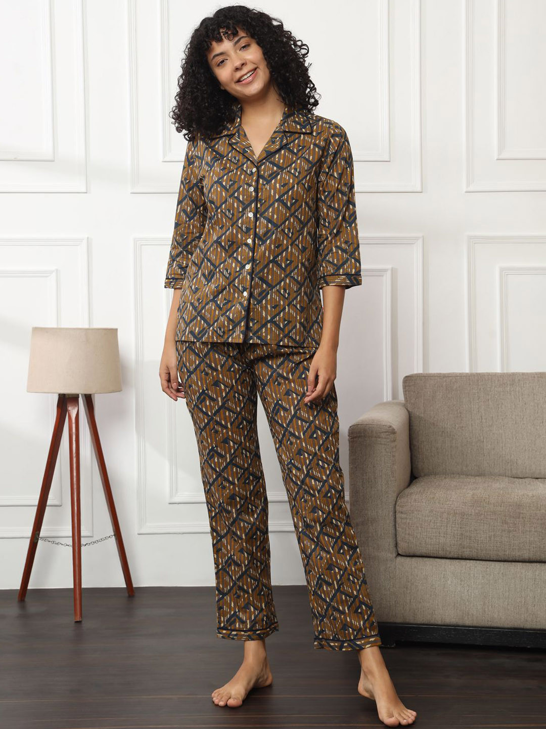 Bannos Swagger Women Geometric Night suit