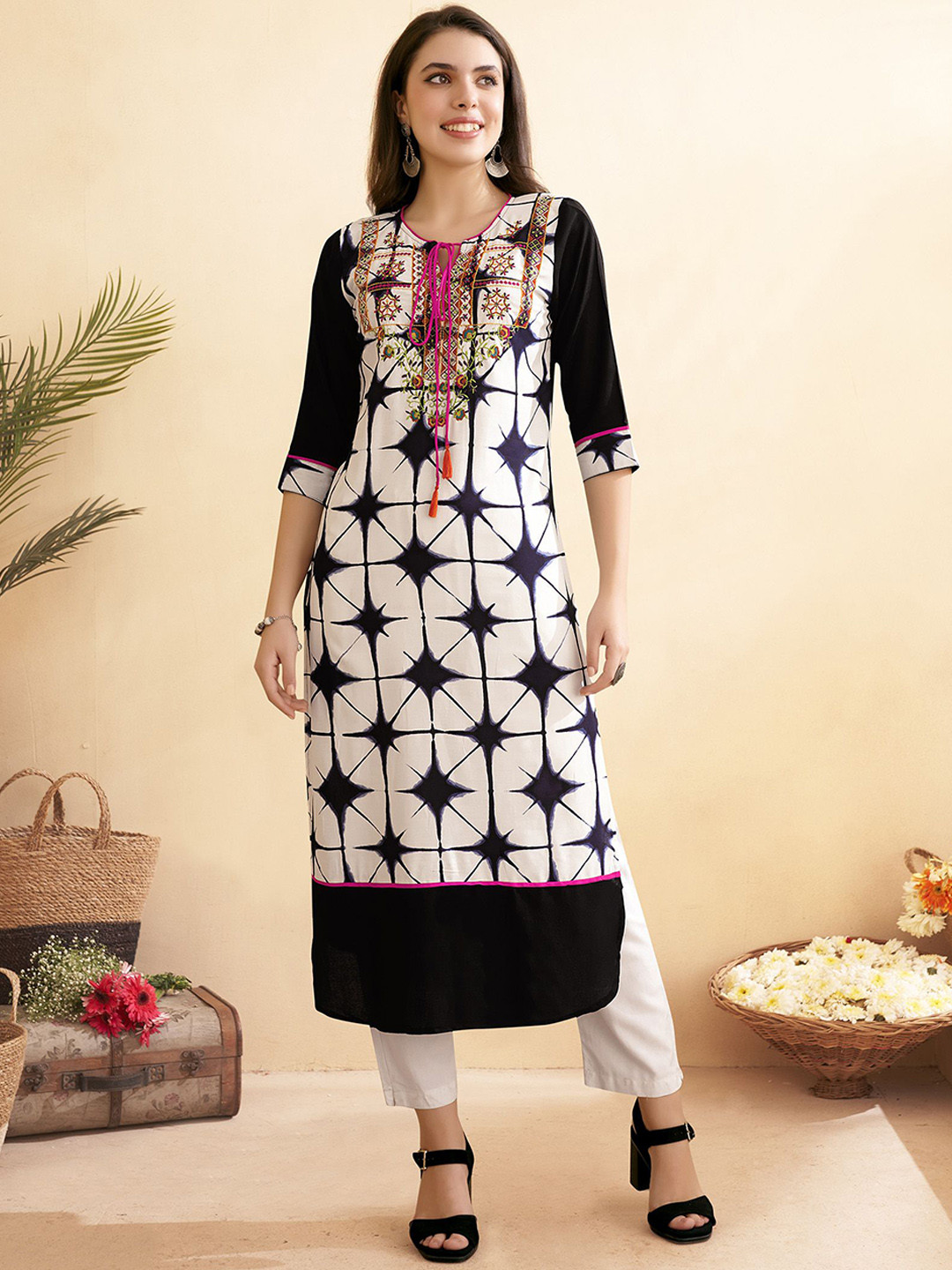 Anouk Dyed Tie-Up Neck Thread Work Cotton Straight Kurta