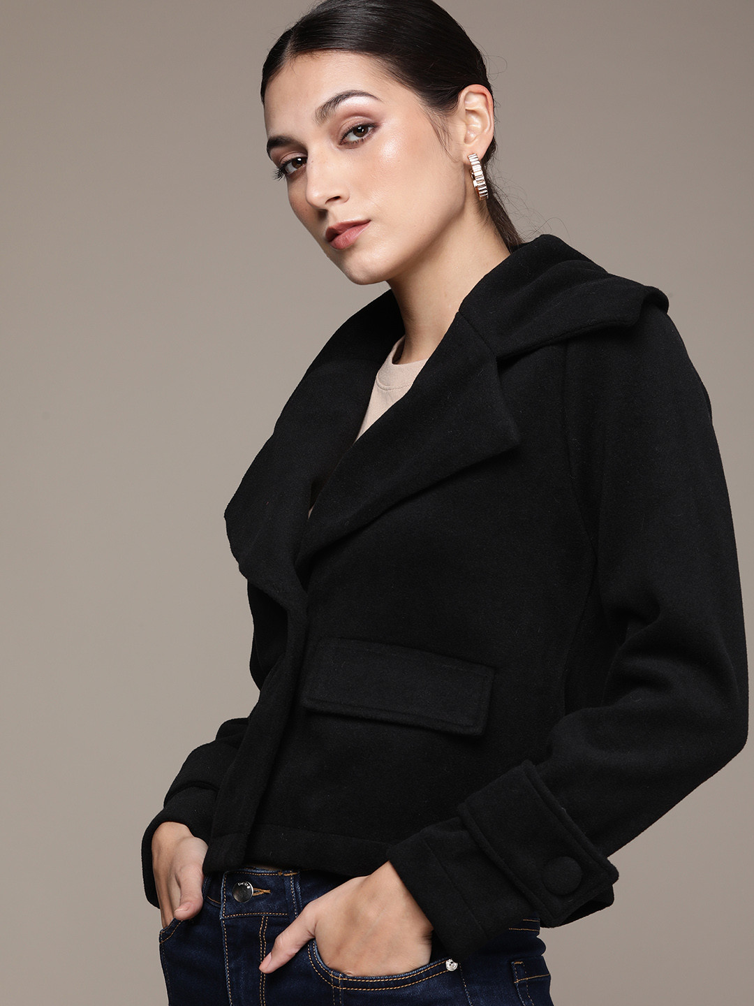 bebe Women Black Crop Tailored Jacket