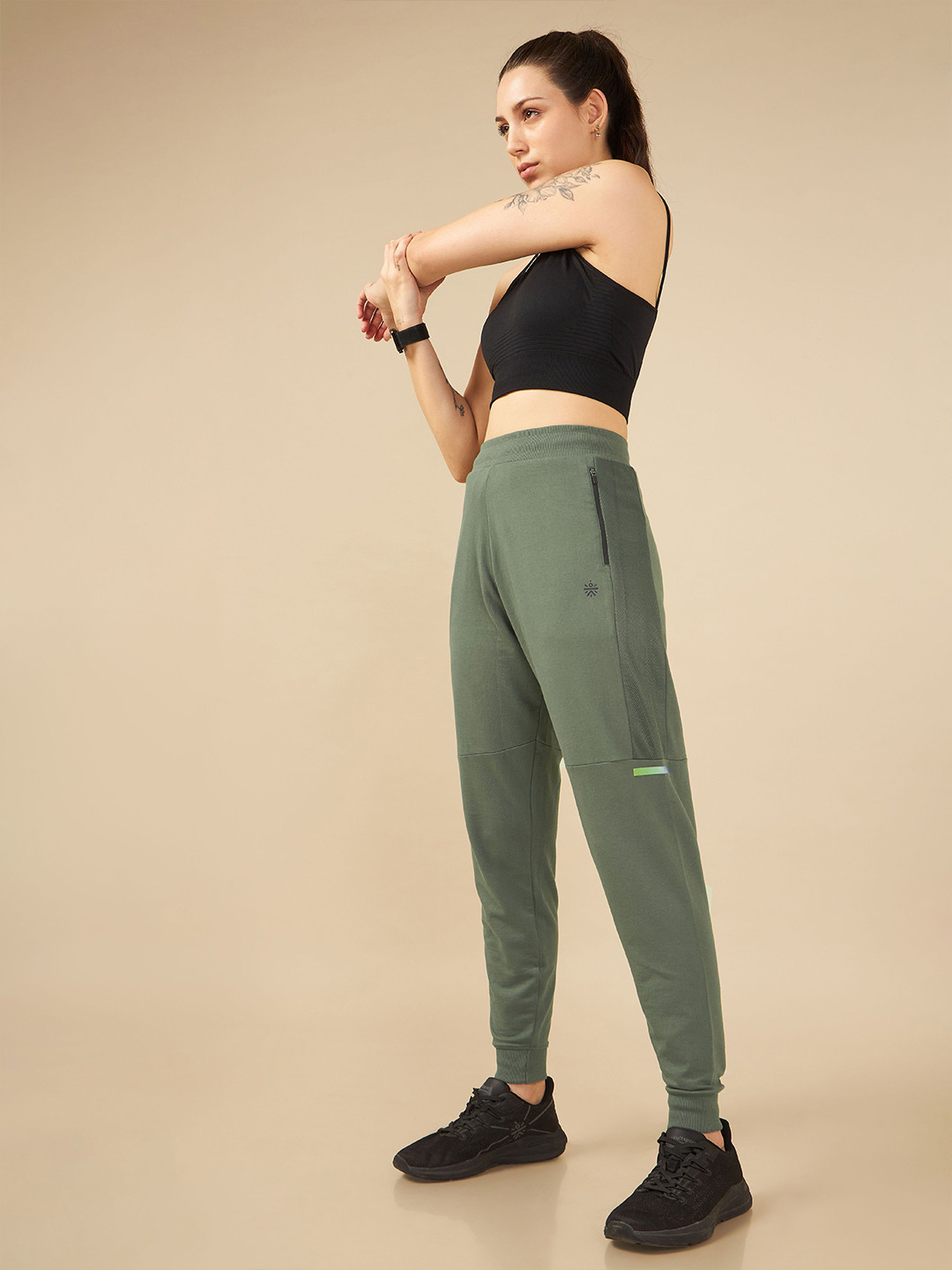 CULT Women Power Flex Regular Fit High Rise Joggers