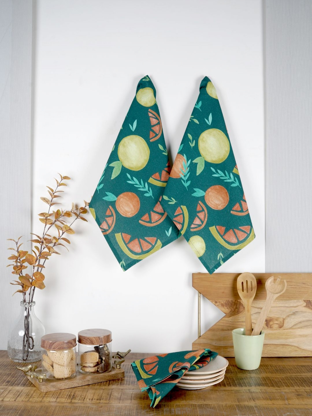 Ratan Cart Dark Green & Orange 3 Pieces Fruits Printed Cotton Kitchen Towels