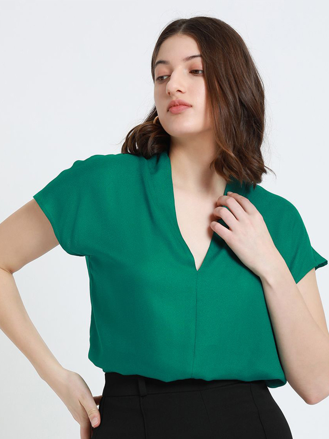 DL Woman Women Solid V-Neck Top