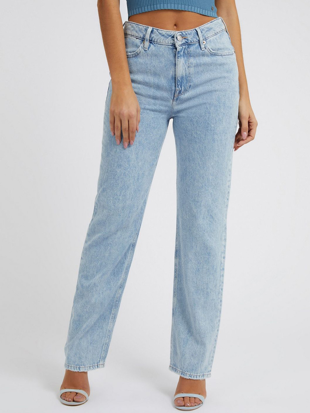 GUESS Women Straight Fit Washed Jeans