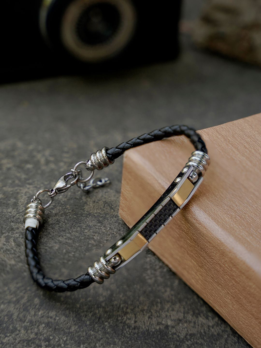 SWASHAA Mario Men Leather Silver Plated Wraparound Bracelet