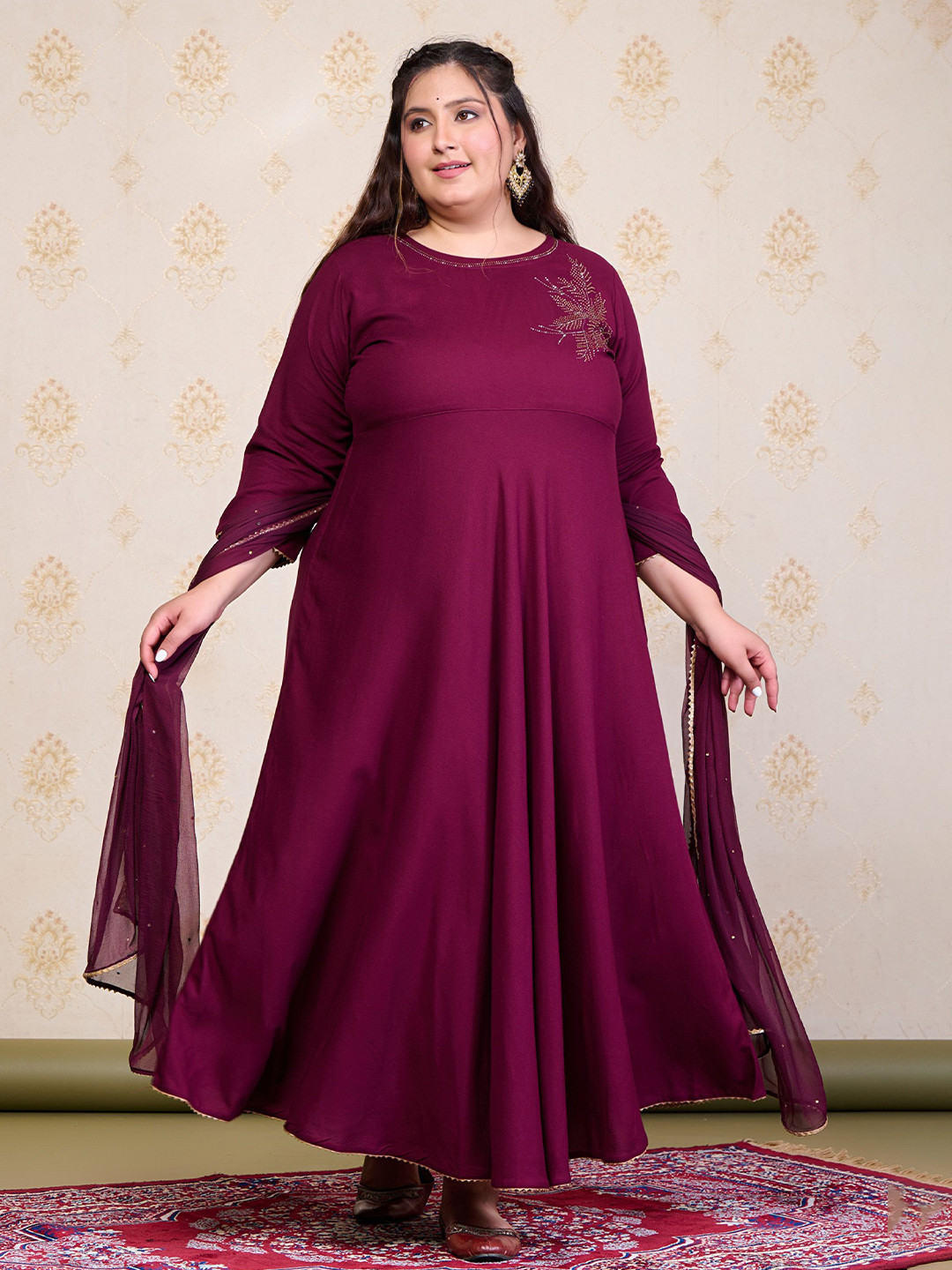 PrettyPlus by Desinoor.com Plus Size Stones Detail Anarkali Kurta & Dupatta