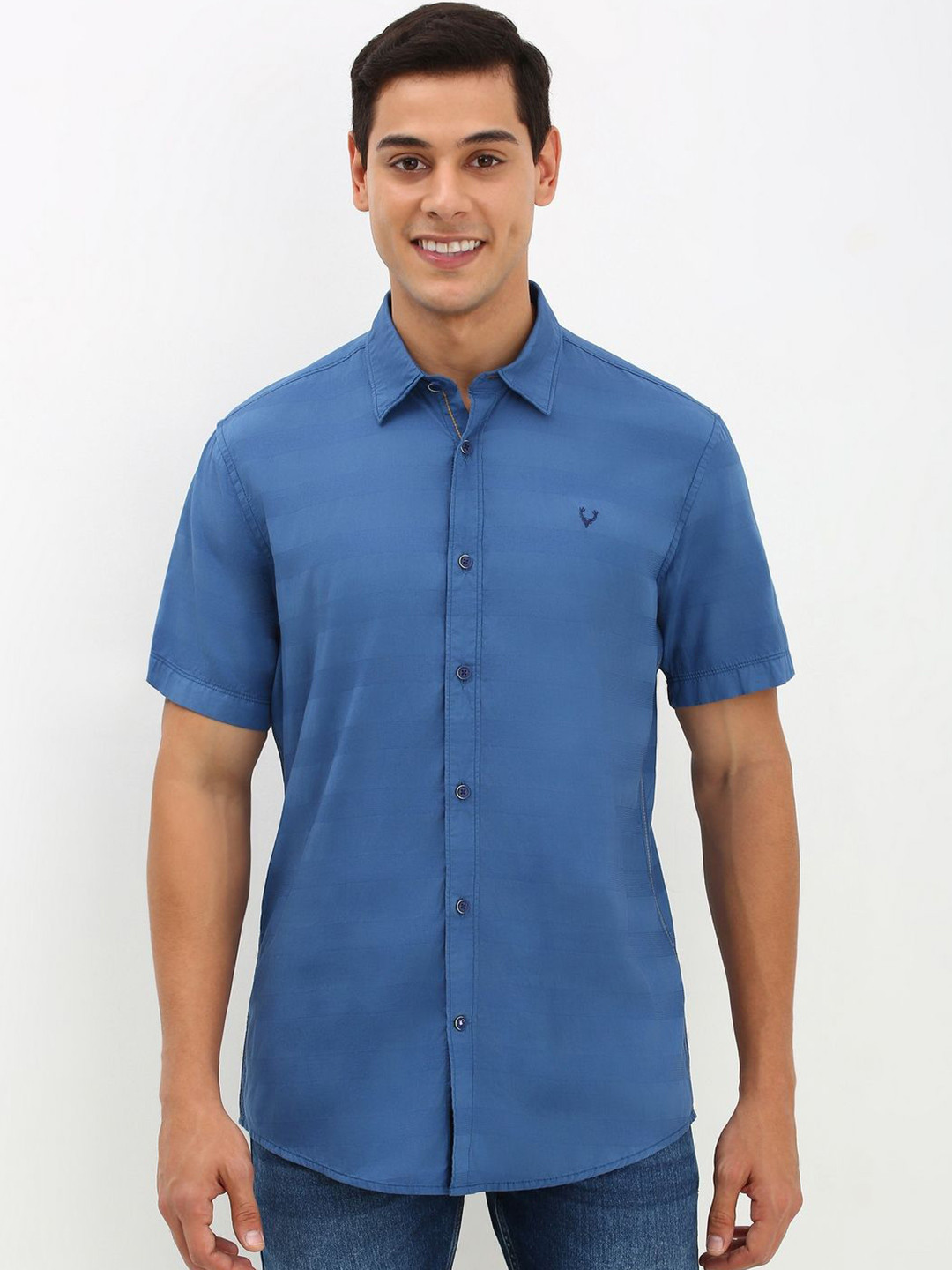 Allen Solly Men Custom Spread Collar Solid Cotton Casual Shirt