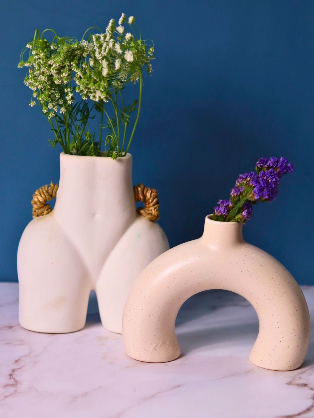 WEAVING HOMES White 2 Pieces Glossy Ceramic Flower Vases