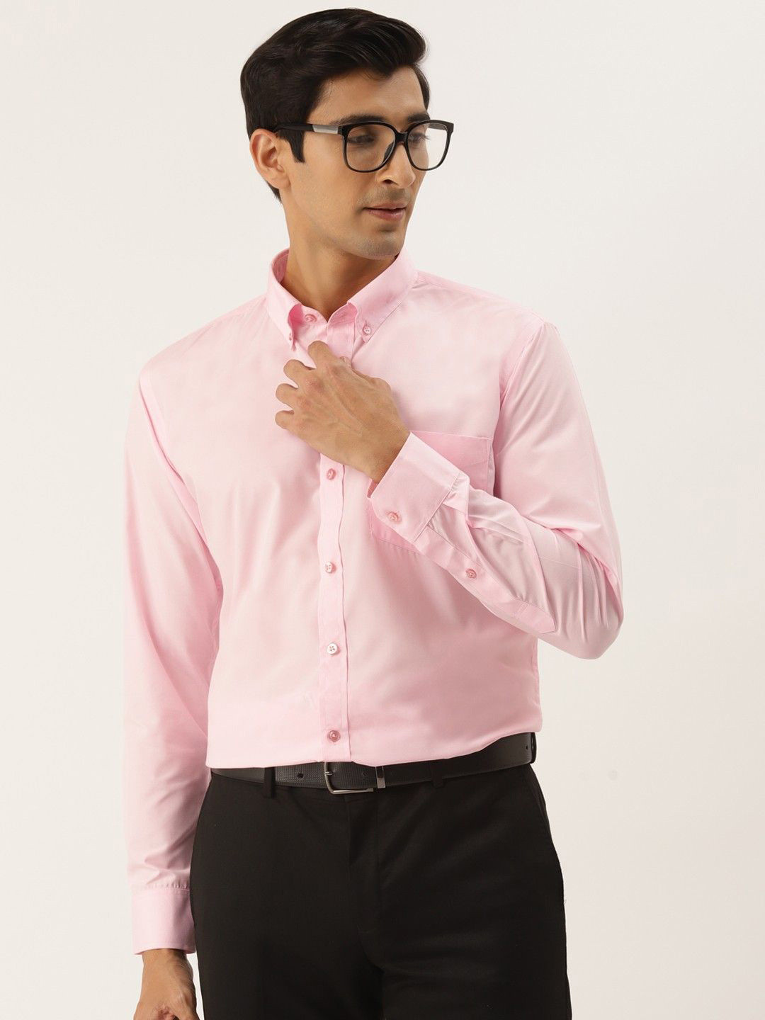 English Navy Men Solid Button-Down Collar Wrinkle Free Slim Fit Formal Shirt